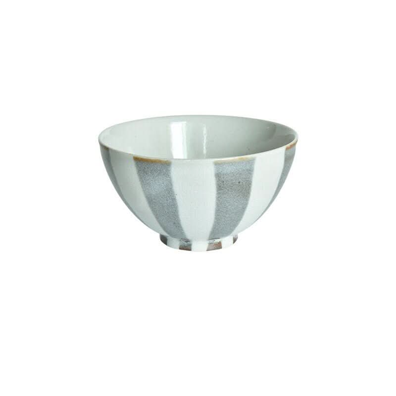 Japanese-style Minoyaki ceramic handmade striped soup bowl, rice bowl, salad bowl.